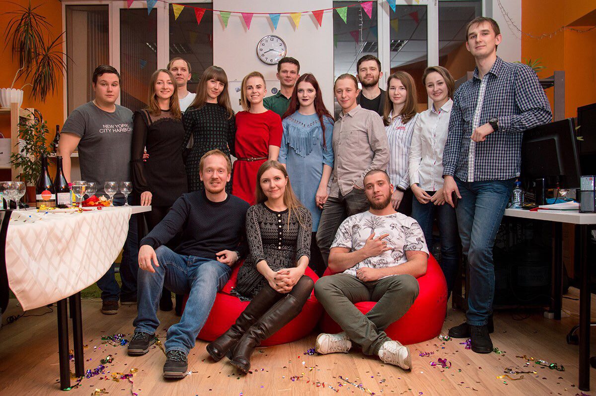 Празднуем Новый 2018-ый год в офисе